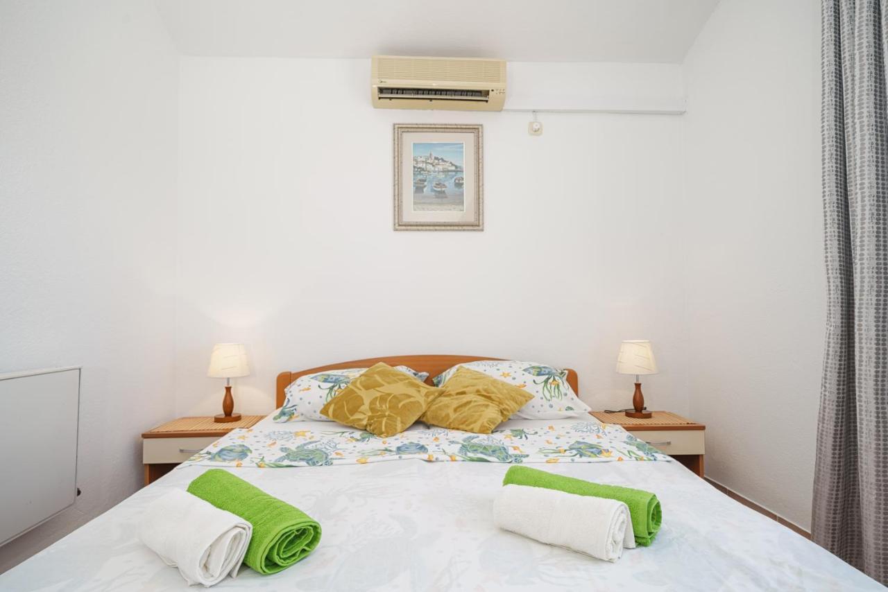 Apartments Markunovic Vodice Bagian luar foto