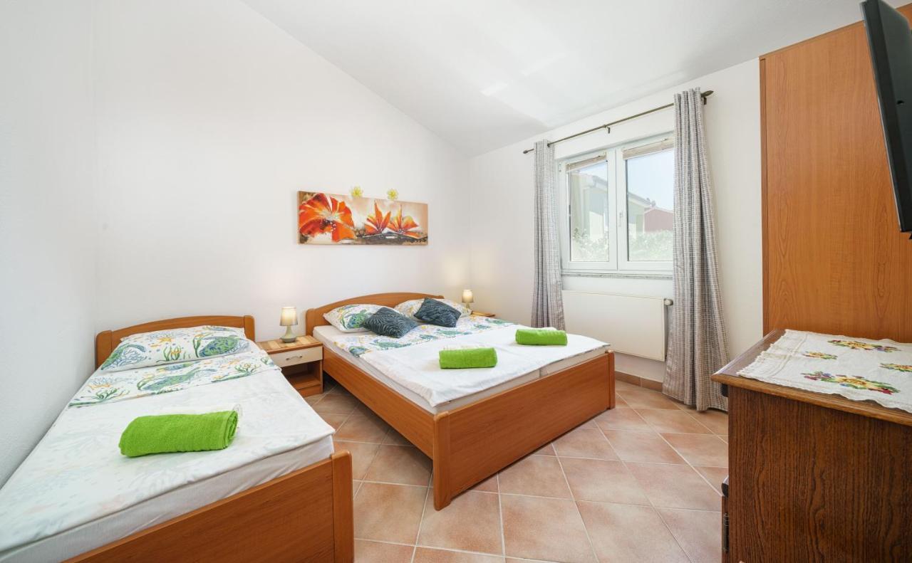 Apartments Markunovic Vodice Bagian luar foto
