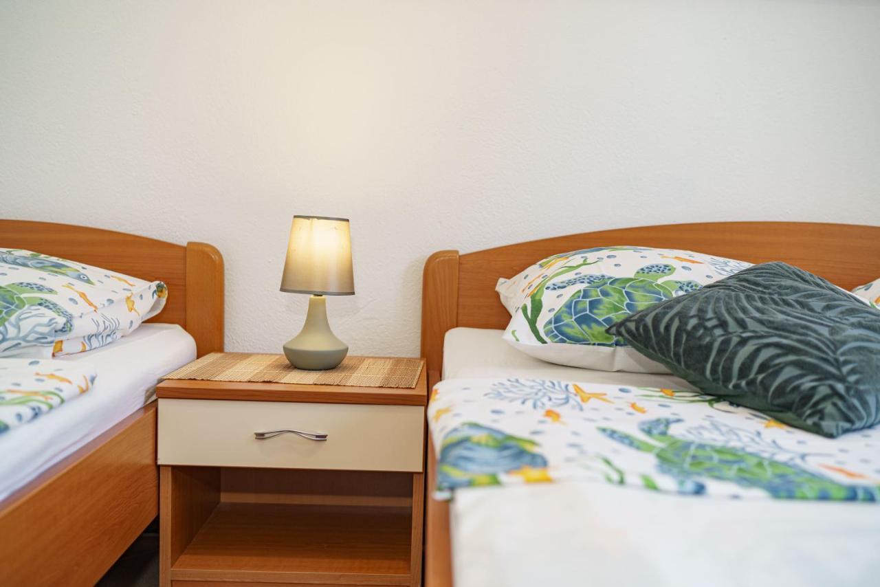 Apartments Markunovic Vodice Bagian luar foto