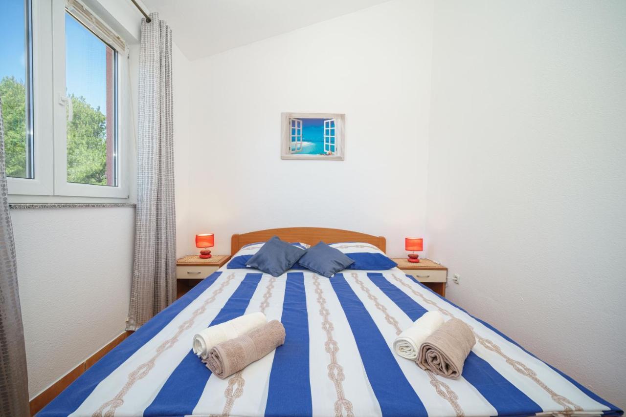 Apartments Markunovic Vodice Bagian luar foto